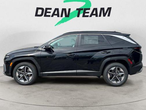 Phantom Black 2026 Hyundai TUCSON SEL Premium