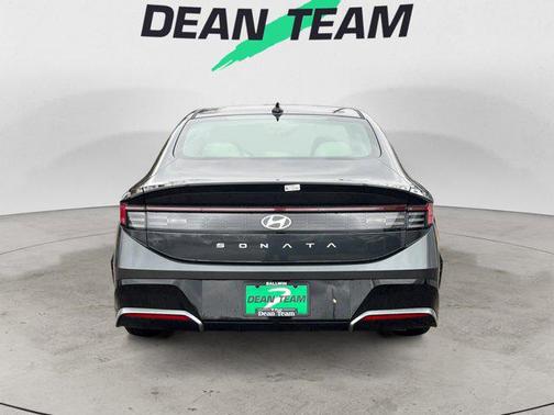 2026 Hyundai SONATA SEL