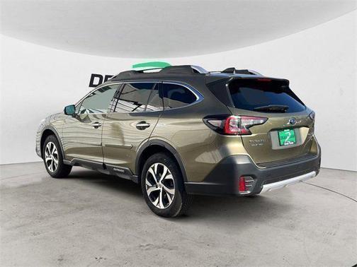 2022 Subaru Outback Touring