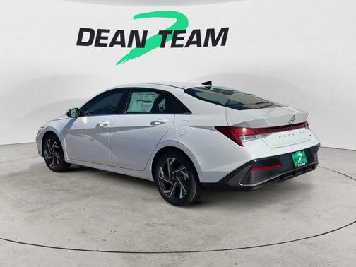 2026 Hyundai ELANTRA HEV Limited