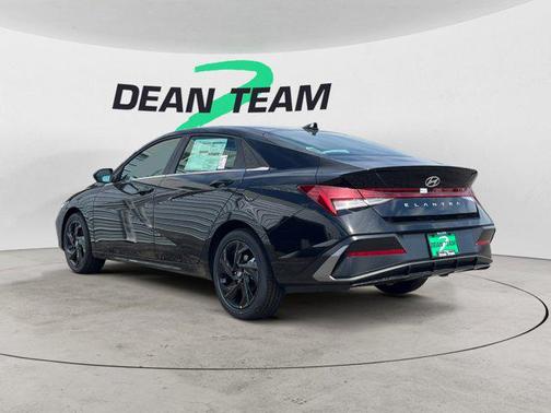 Abyss Black 2026 Hyundai ELANTRA Sport