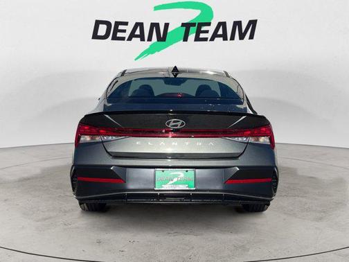 2026 Hyundai ELANTRA Sport