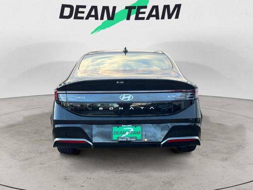 2026 Hyundai SONATA SEL