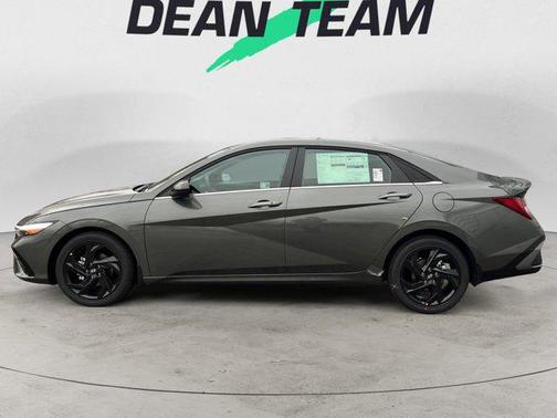 2026 Hyundai ELANTRA Sport