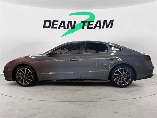 2022 Hyundai SONATA Limited