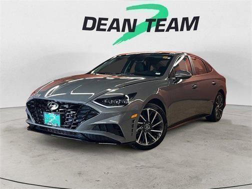 2022 Hyundai SONATA Limited