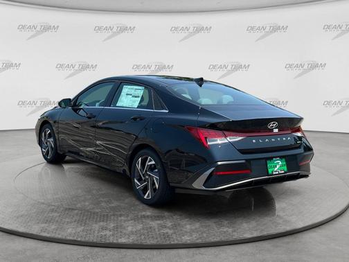 Abyss Black 2025 Hyundai ELANTRA HEV Limited