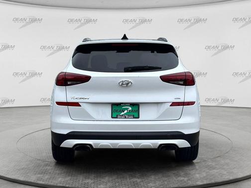Dazzling White 2019 Hyundai TUCSON Night