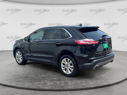 Black Metallic 2024 Ford Edge Titanium