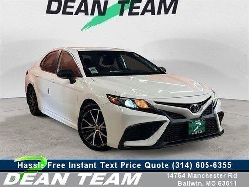 2022 Toyota Camry SE