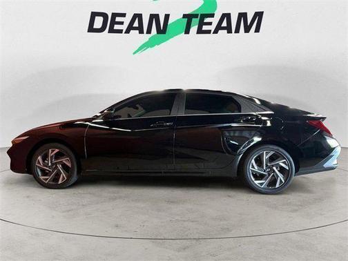 2025 Hyundai ELANTRA HEV Limited