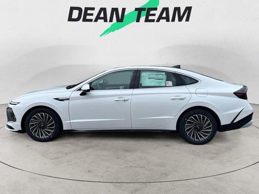 2026 Hyundai SONATA Hybrid SE