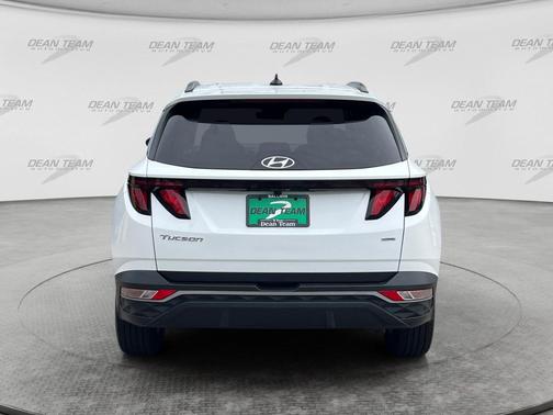 White Pearl 2024 Hyundai TUCSON SEL