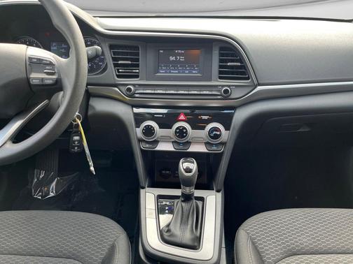 Symphony Silver 2019 Hyundai ELANTRA SE