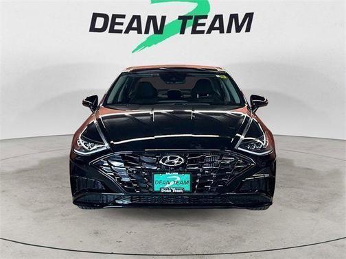 2022 Hyundai SONATA Limited