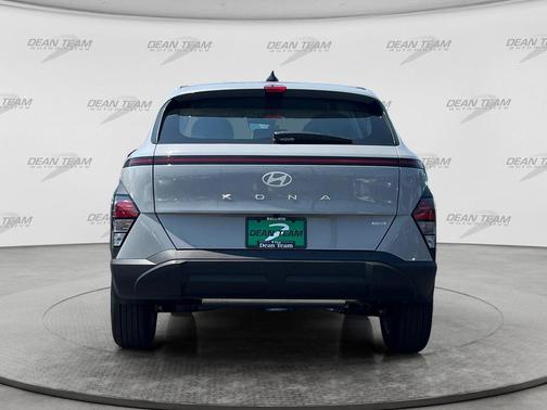 Cyber Gray Metallic 2026 Hyundai KONA SE