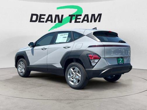 Cyber Gray Metallic 2026 Hyundai KONA SE