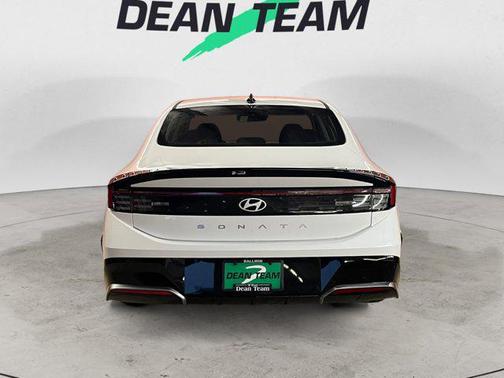 2026 Hyundai SONATA SEL