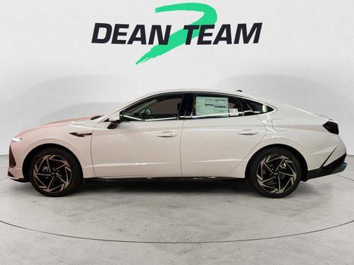 2026 Hyundai SONATA SEL