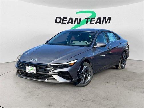 2025 Hyundai ELANTRA SEL