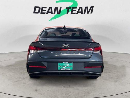 2026 Hyundai ELANTRA Sport