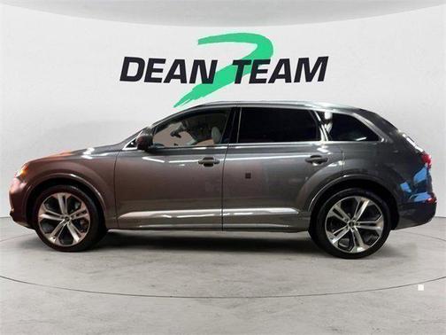 2021 Audi Q7 55 Prestige