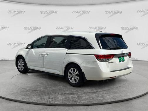 White Diamond Pearl 2016 Honda Odyssey EX-L