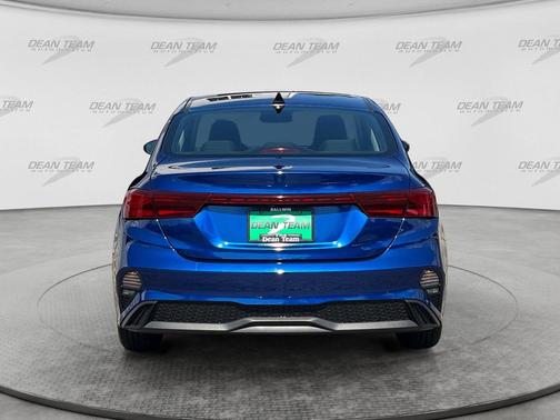 Deep Sea Blue 2022 Kia Forte LXS