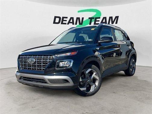 2024 Hyundai VENUE SEL