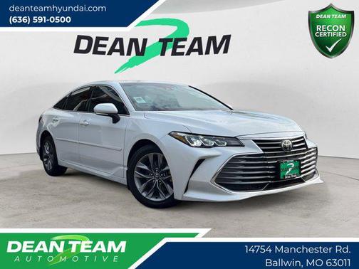 Wind Chill Pearl 2019 Toyota Avalon XLE