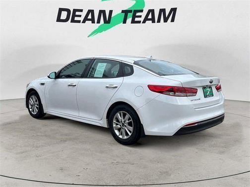2017 Kia Optima LX