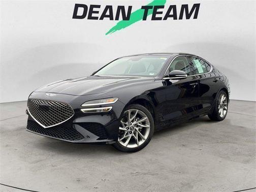 2022 Genesis G70 2.0T