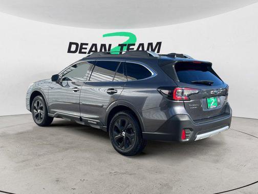 2022 Subaru Outback Touring
