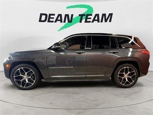 2024 Jeep Grand Cherokee Summit