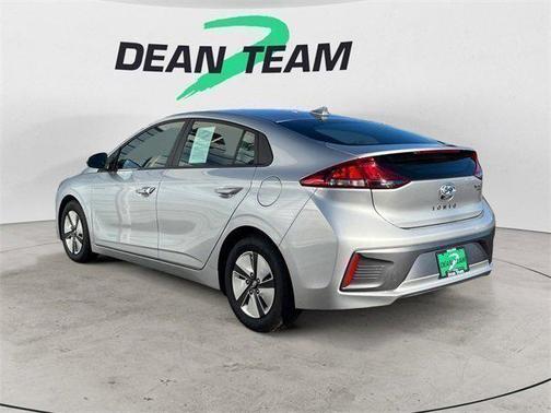 2022 Hyundai IONIQ Hybrid Blue