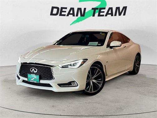 2018 INFINITI Q60 3.0T LUXE