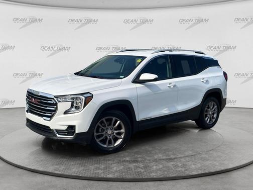 Summit White 2024 GMC Terrain SLT