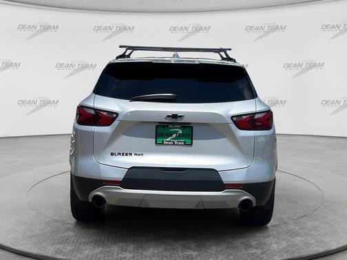 Silver Ice Metallic 2020 Chevrolet Blazer 2LT