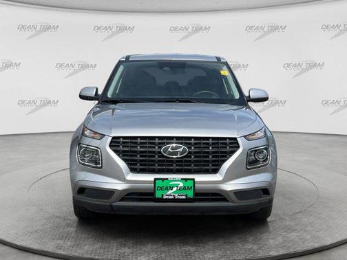 Shimmering Silver 2024 Hyundai VENUE SE