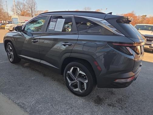 2022 Hyundai TUCSON SEL
