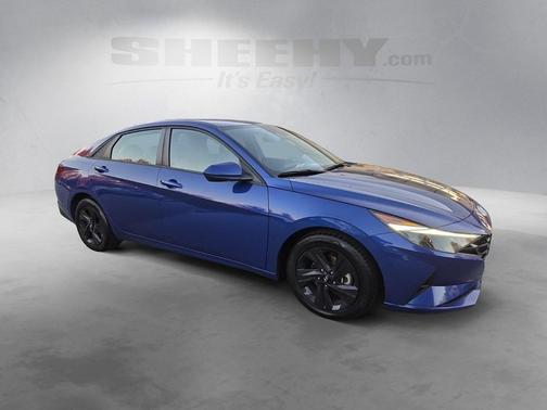 2021 Hyundai ELANTRA SEL