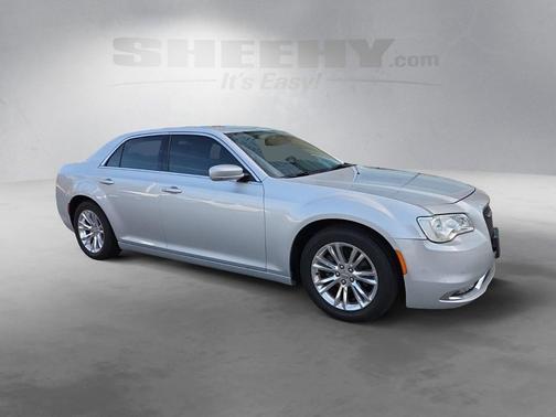 2021 Chrysler 300 Touring