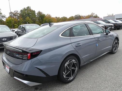 2026 Hyundai SONATA SEL