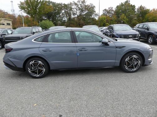 2026 Hyundai SONATA SEL