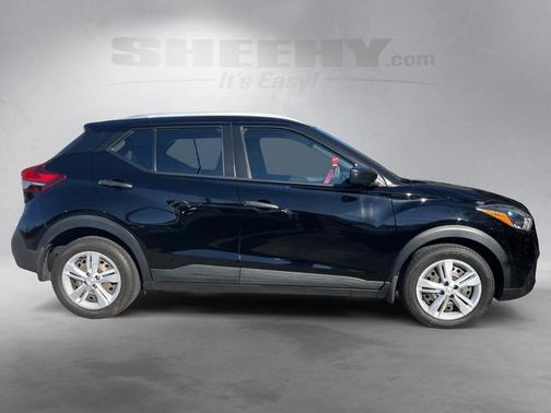 2019 Nissan Kicks S