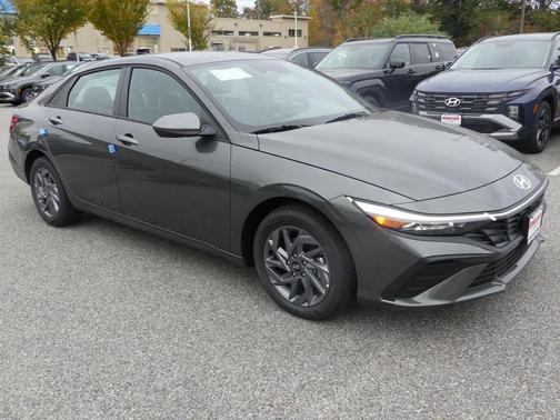 2025 Hyundai ELANTRA HEV Blue