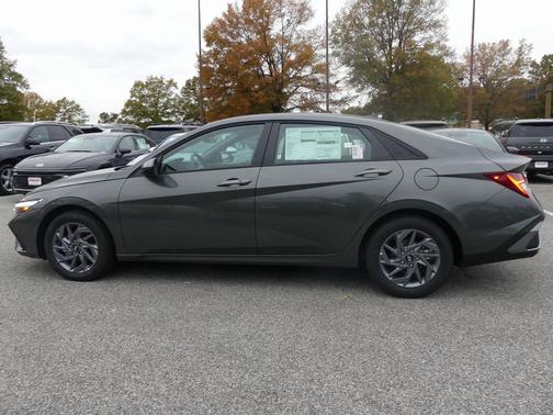 2025 Hyundai ELANTRA HEV Blue