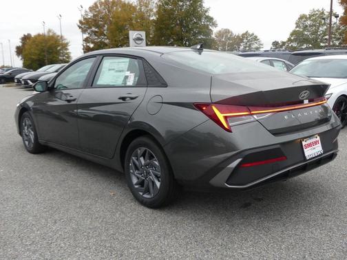 2025 Hyundai ELANTRA HEV Blue