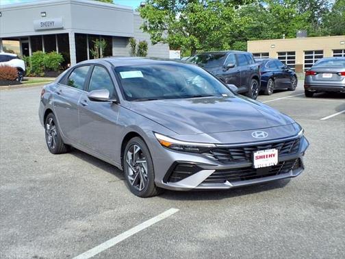 2025 Hyundai ELANTRA Limited