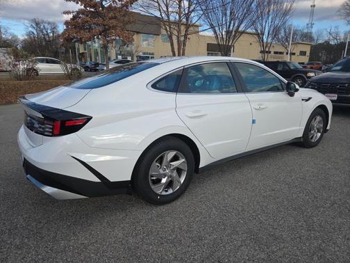 2026 Hyundai SONATA SE